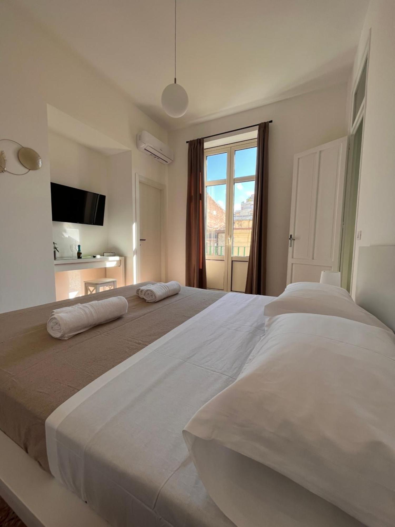 Valguarnera Suites & Apartments Palermo Buitenkant foto